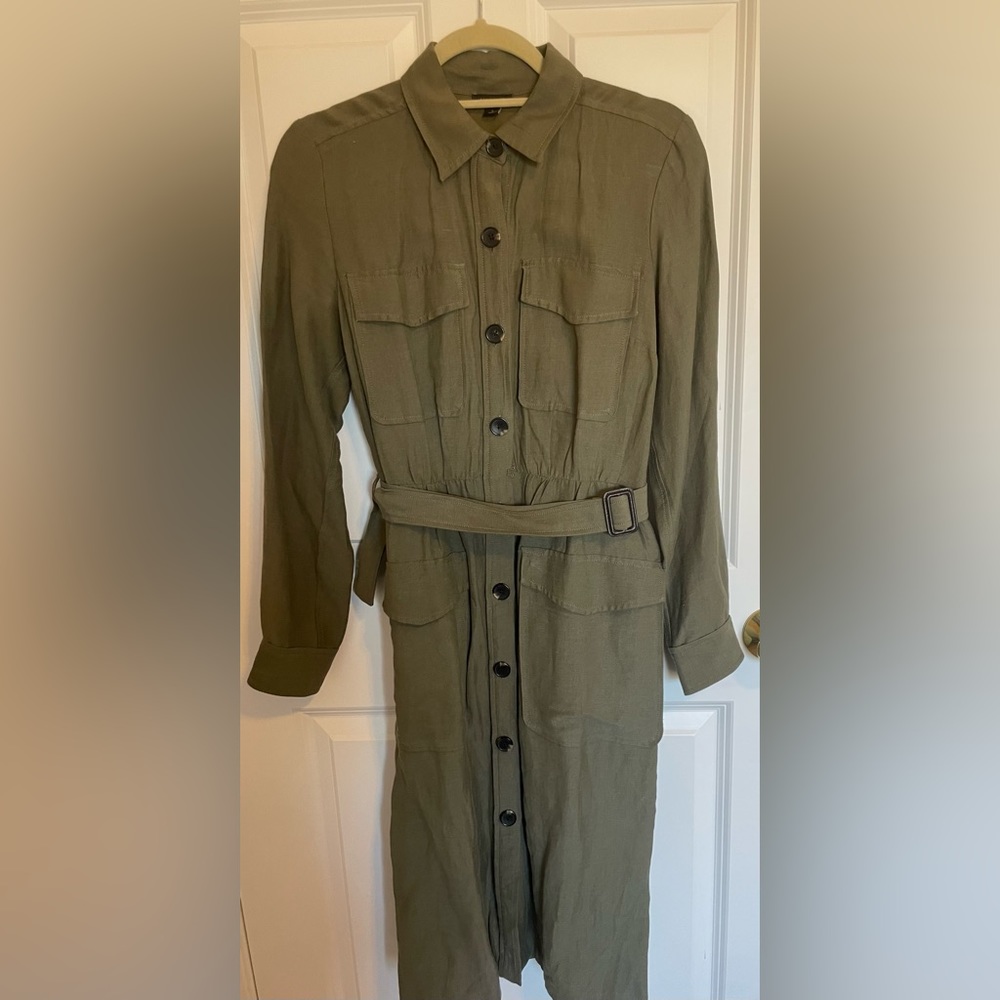 Ann Taylor Linen Blend Dress With Belt.